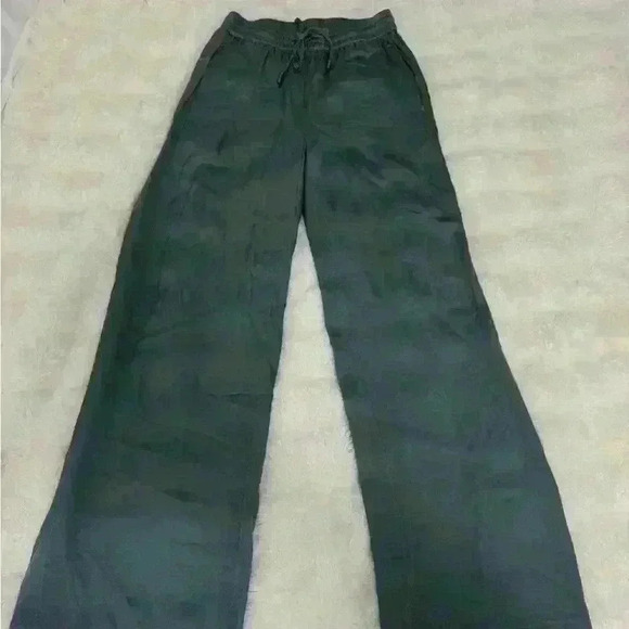 H&M woman’s ocean  blue casual flare wide legged pants jogger style in size 2 - Picture 1 of 9